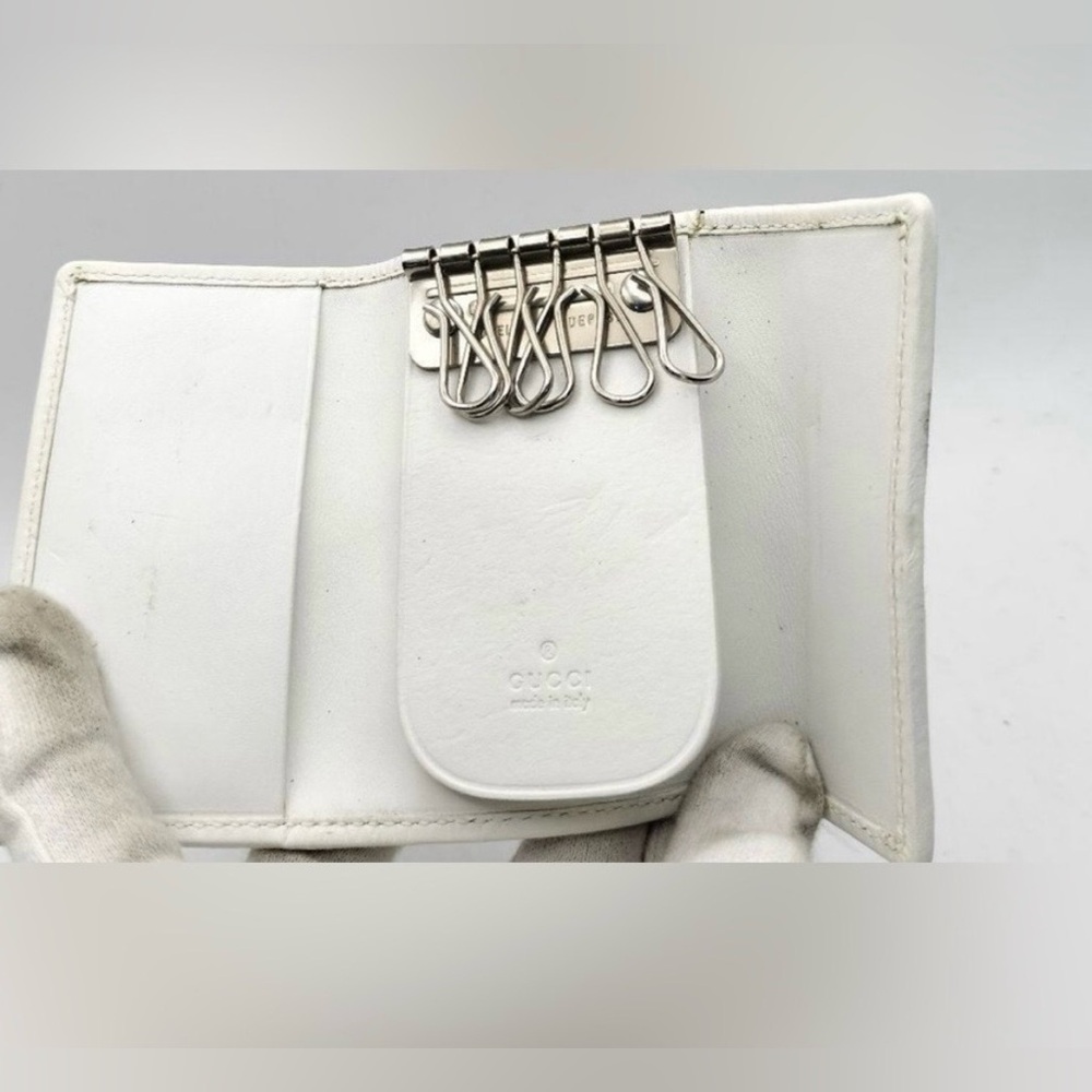 Gucci Red and Cream Key & Card Holder - Picture 7 of 11